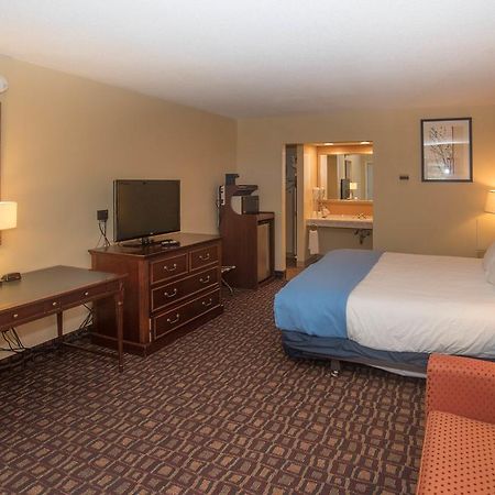Lyndonville Colonnade Inn מראה חיצוני תמונה