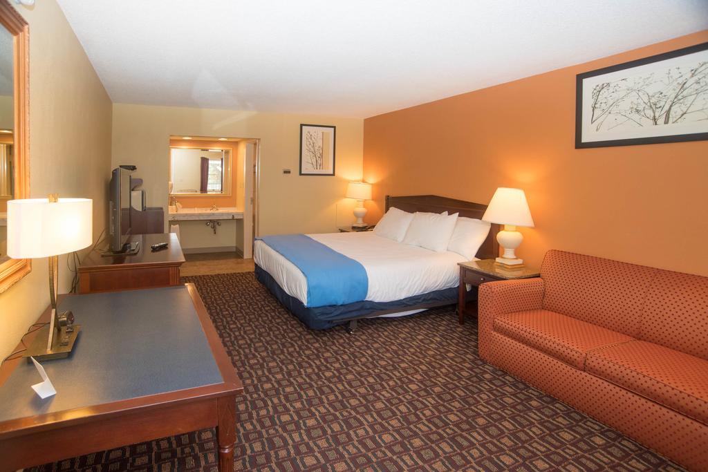 Lyndonville Colonnade Inn מראה חיצוני תמונה